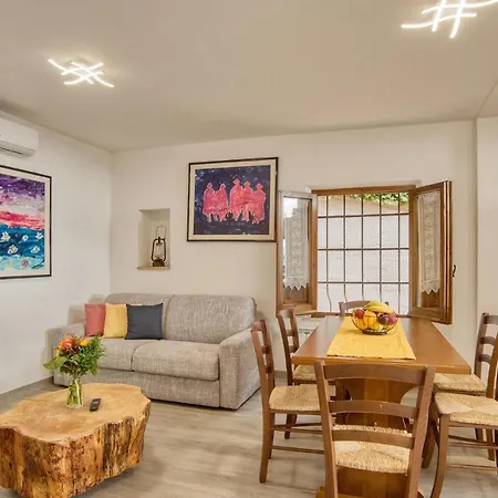 Awesome In With Wifi Holiday home